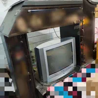 یک عدد تلویزیون سامسونگ به همراه میز آن،کاملا سالم|تلویزیون و پروژکتور|آران و بیدگل, |دیوار