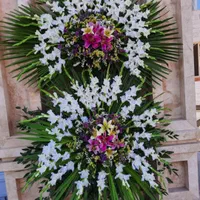 تاج گل تسلیت طبیعی واجاره ای(۳۰۰تا۸۰۰ارسال رایگان)