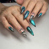 انجام خدمات کاشت ناخن|خدمات آرایشگری و زیبایی|تهران, اوقاف|دیوار