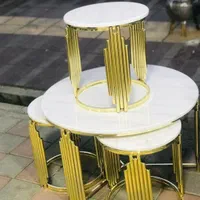 گلمیز عسلی و میز وسط جلو مبلی فلزی طلایی زیرهمرو|مبلمان خانگی و میز عسلی|آفتاب, |دیوار