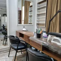 اجاره میز ناخن ۹۸۰|اجارهٔ کوتاه‌مدت دفتر کار و فضای آموزشی|تهران, زاهد گیلانی|دیوار
