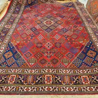 قالی ۱۰ متری دستباف زمینه لاکی