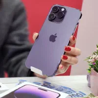 رنگ طلـآاایـی دخـترانه( کیفیت فول سری ۱۴ Apple** )|موبایل|یزد, |دیوار