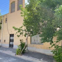 خانه طبقه اول بسیار تمیز