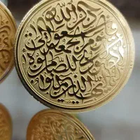 بج نشان سینه طلایی مات و براق + اتیکت مگنتی رزینی|عمده‌فروشی|مشهد, احمدآباد|دیوار