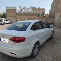 جک J4، مدل ۱۳۹۷
