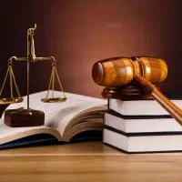 پارتنر برای آمادگی آزمون وکالت