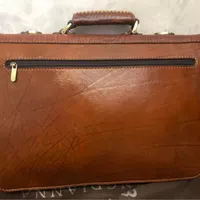 کیف چرم طبیعی نو|کیف، کفش، کمربند|اصفهان, خانه اصفهان|دیوار