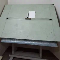 میز نقشه کشی مهندسی