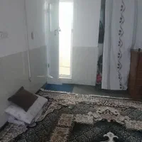 یک واحدهم کف بدون اتاق به یک خانم اجاره داده میشود|اجارهٔ خانه و ویلا|مشهد, کوی المهدی|دیوار