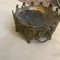چند تکه ظرف قدیمی