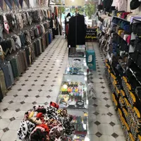 فروشنده خانم