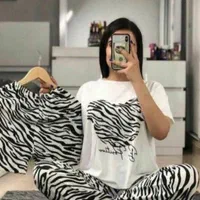 لباس ست سه تیکه تیشرت و شلوارک و شلوار وارداتی|لباس|تهران, بازار|دیوار