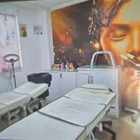 فرصت همکاری در سالن زیبایی پرمشتری شیرین بانو|استخدام درمانی، زیبایی، بهداشتی|رشت, معلم|دیوار