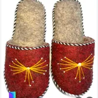دمپایی نمدی و آویز نمدی ۶۰۰۰۰|صنایع دستی و سایر لوازم تزئینی|تهران, تهرانپارس غربی|دیوار