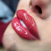 آموزش و خدمات میکروبلیدینگ کرکی مویی شیدینگ لب|خدمات آرایشگری و زیبایی|اصفهان, سعادت‌آباد|دیوار