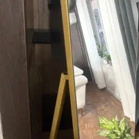 آینه|آینه|اصفهان, بهارستان (مخابرات)|دیوار