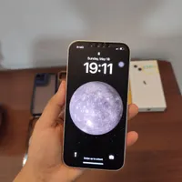 آیفون13