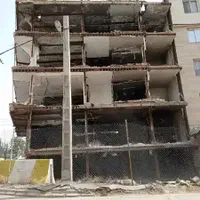 تخریب ساختمان خاکبرداری باپروانه کار