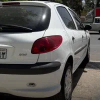رنت پژو ۲۰۶ بدون راننده