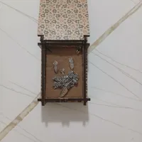 نقره گوشواره و پلاک نقره هست