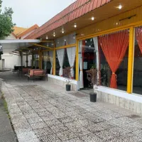 اجاره مغازه ۲۰۰۰ متری