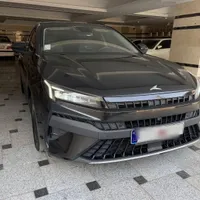 کی ام سی J۷، مدل ۱۴۰۲ بیرنگ تمیز
