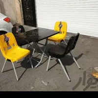 میزو صندلی پلاستیکی پایه فلزی|میز و صندلی غذاخوری|کرمانشاه, |دیوار