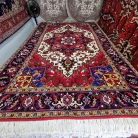 سفید تاجر وسط اصل