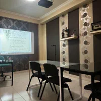 تدریس زبان انگلیسی و فرانسه