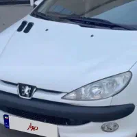 ۲۰۶ وی۸