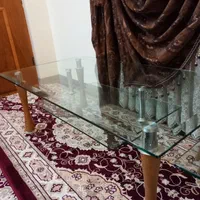 میز وسط شیشه ای