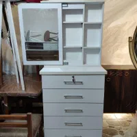 میز آرایش|تخت و سرویس خواب|لاهیجان, حاجی آباد|دیوار