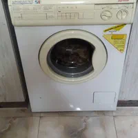 ماشین لباسشویی تمام اتوماتیک ایتالیایی