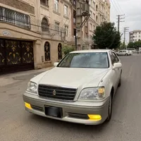 تویوتا کراون، مدل ۲۰۰۲