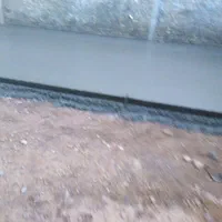 بتن ریزی با پودرخشک پاش ماله برقی|خدمات پیشه و مهارت|یزد, |دیوار