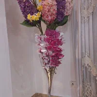 گلدان استیل پایه بلند فانتزی و گل با نمای زیبا|صنایع دستی و سایر لوازم تزئینی|قائم‌شهر, |دیوار