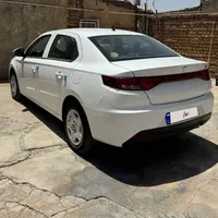 تارا دندهای، مدل ۱۴۰۲