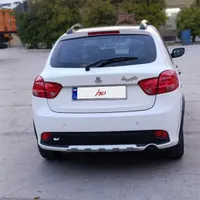 کوییک Rسفید مشکی
