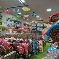 ماشین سه چرخه تاپ کارپدالی/مدل چهارچرخ زنجیری|اسباببازی بچه|مشهد, توس (بلوار توس)|دیوار