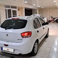 تیبا 2 (هاچبک) EX، مدل ۱۴۰۰