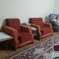منزلی.با امکانات. نزدیک ب ارامگاه حافظ|اجارهٔ کوتاه‌مدت آپارتمان و سوئیت|شیراز, نیستان|دیوار