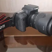 دوربین عکاسی canon77d همراه با لنز 18 .135