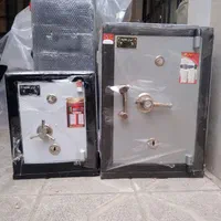 فروش گاوصندوق 250k  &|ابزارآلات|مشهد, طلاب|دیوار