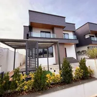 ویلا مدرن شهرکی/سندتکبرگ/۱۰۰متری دریا زیباکنار