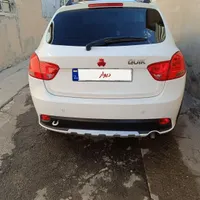 کوئیک R سفید مشکی