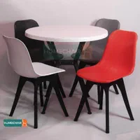 میز و صندلی چهارنفره POLYIN