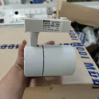 پرژکتور مهتابی چراغ ریلی براکت ال ای دی|لامپ و چراغ|مشهد, سعد آباد|دیوار