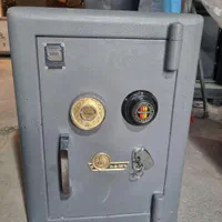 گاوصندوق کاوه اصل کرکرده در حد نو گاو صندوق