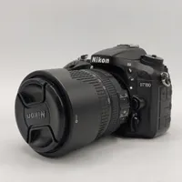 دوربین نیکون 7100 با لنز 140-18 Nikon